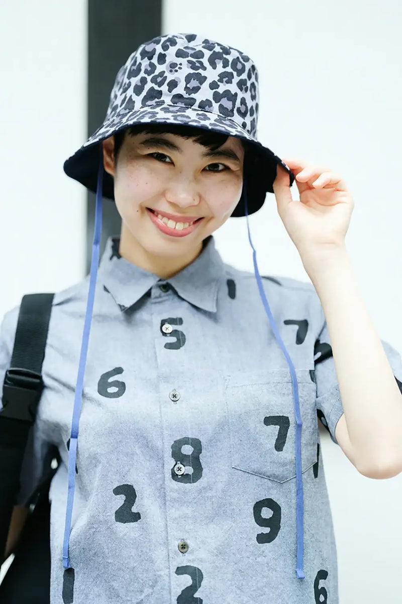 【6月30日頃発送予定】高島縮 20/20 リバーシブル BIKE HAT／depo leopard Midnight