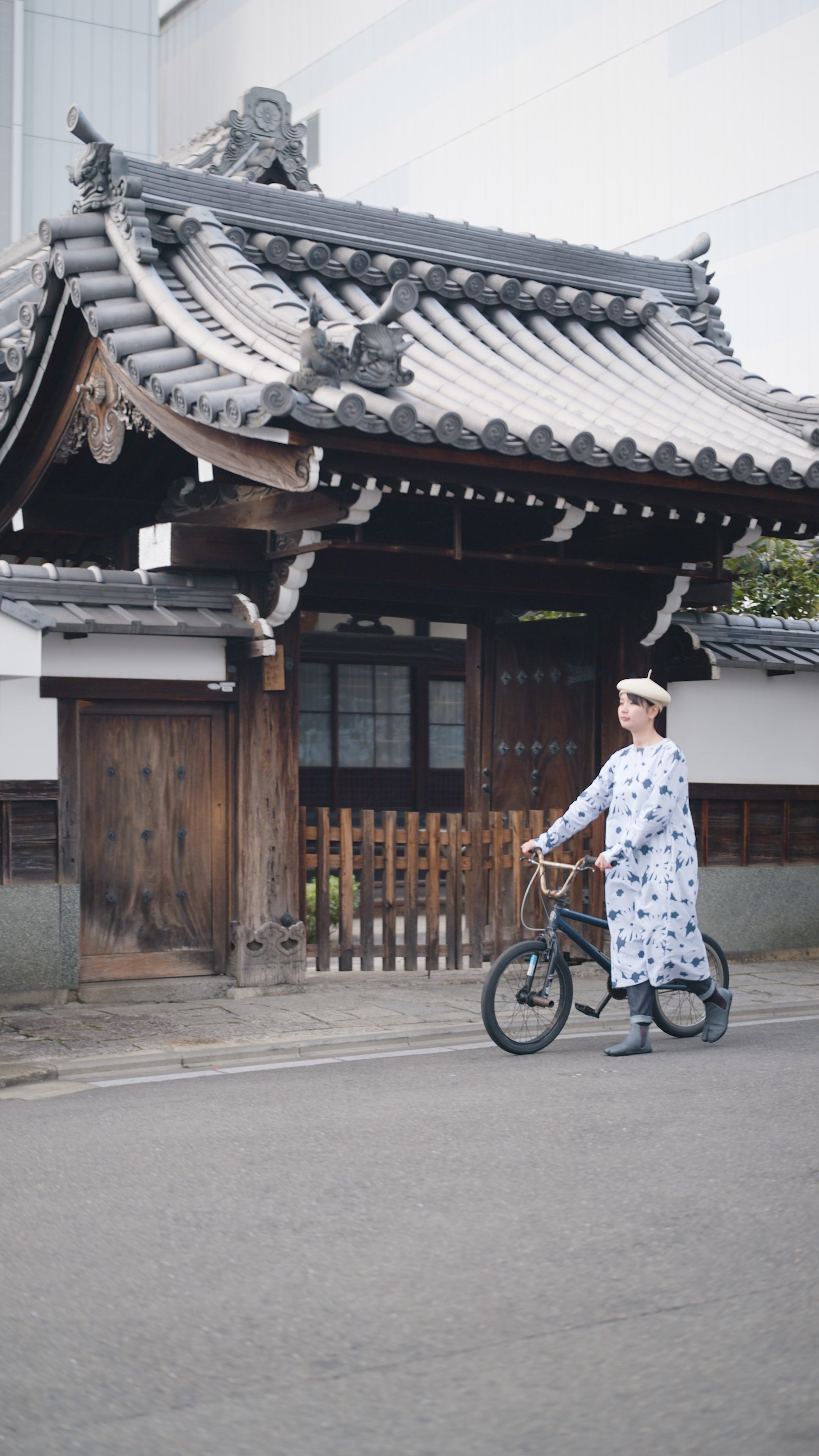 綿和紙 BIKEワンピース／おおらか 水色鼠間道（みずいろねずかんとう）