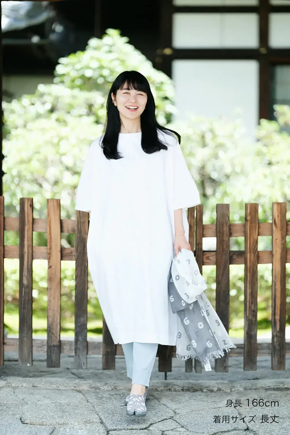 돌먼 슬리브 라르고원피스／흰색